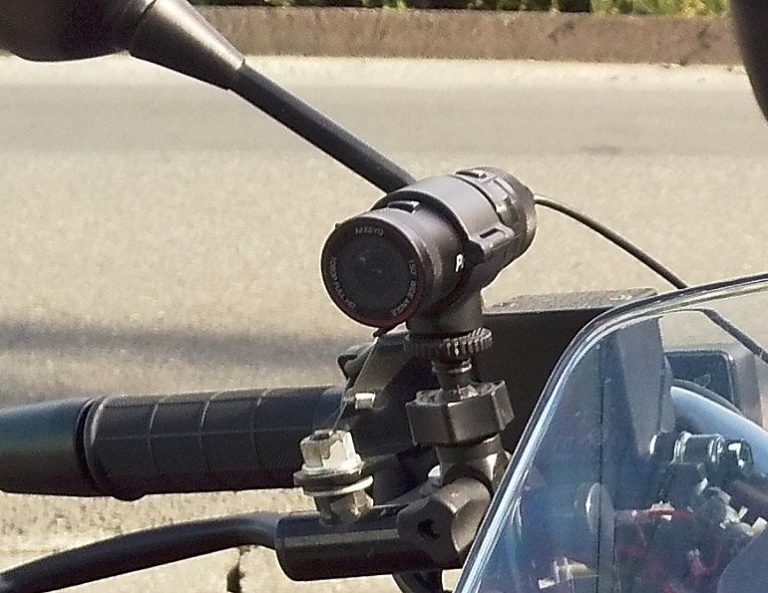 ドライブレコーダー取り付けた│ワイバイクADV150